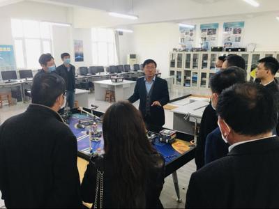 豫寧攜手，共探教育信息化新路徑——河南省教育廳赴寧夏銀川一中調(diào)研三維打印技術(shù)開發(fā)與應用
